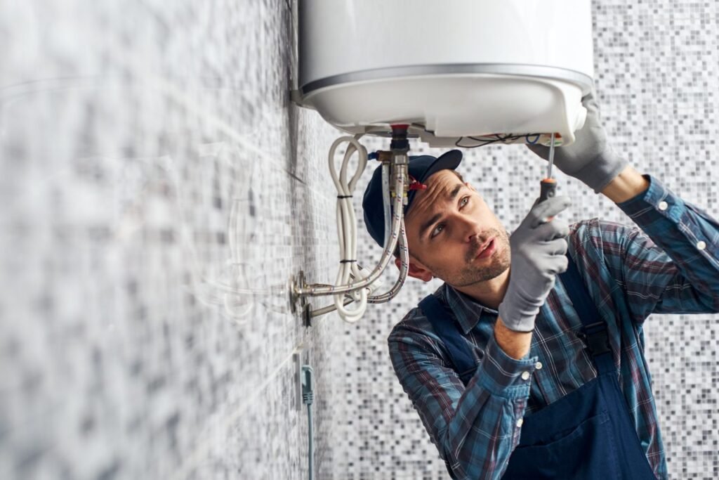 water damage risks, EPR LLC, mold growth timeline, structural drying, emergency water extraction, South Florida restoration, insurance claim water damage